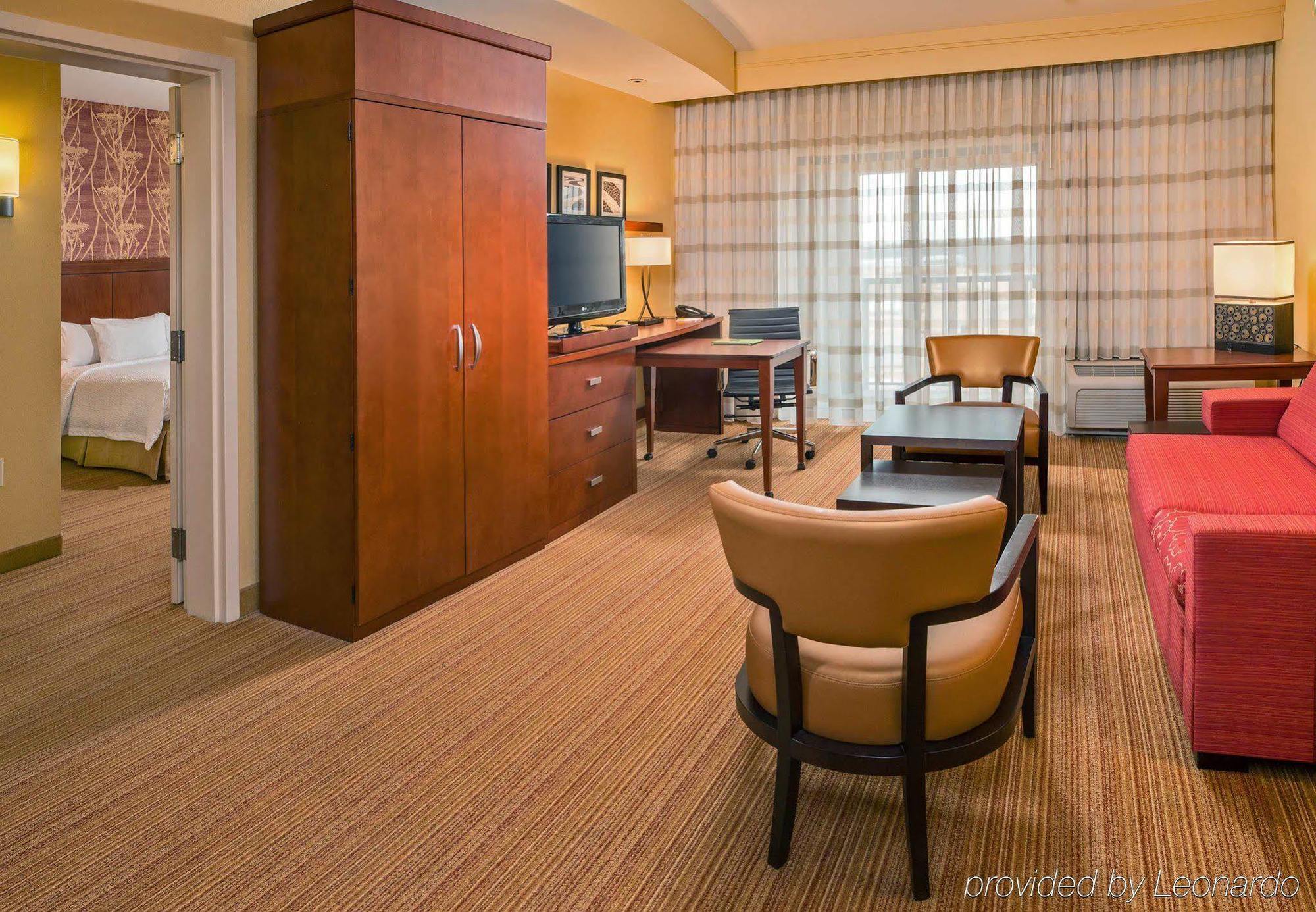 Hotel Courtyard Charlotte Concord Extérieur photo